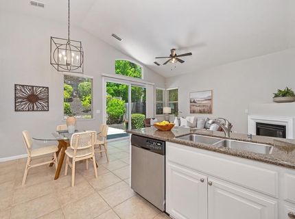 2021 Horseshoe Glen Cir, Folsom, CA 95630 Photo