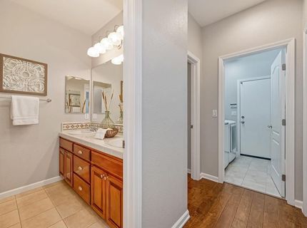 2021 Horseshoe Glen Cir, Folsom, CA 95630 Photo