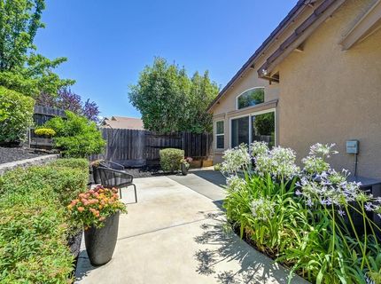 2021 Horseshoe Glen Cir, Folsom, CA 95630 Photo