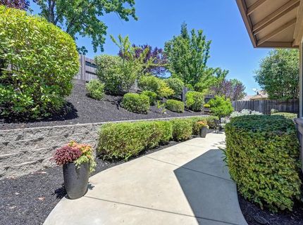 2021 Horseshoe Glen Cir, Folsom, CA 95630 Photo