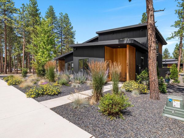 544 W Sisters Park Drive, Sisters, OR 97759