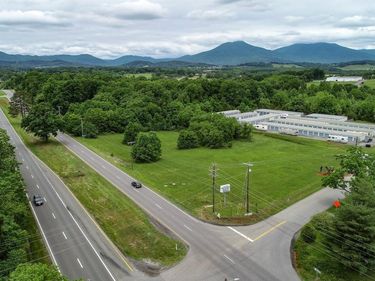 1083 West Lynchburg Salem Turnpike, Bedford, VA 24523