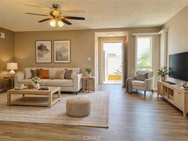 15641 TUSTIN VILLAGE Way, Unit 1, Tustin, CA 92780