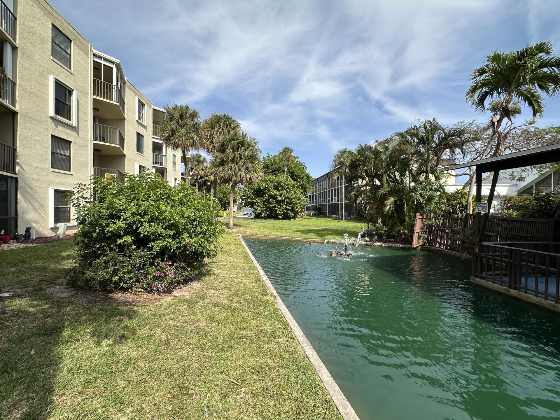 890 N Federal Highway, Unit 102, Lantana, FL 33462 Photo