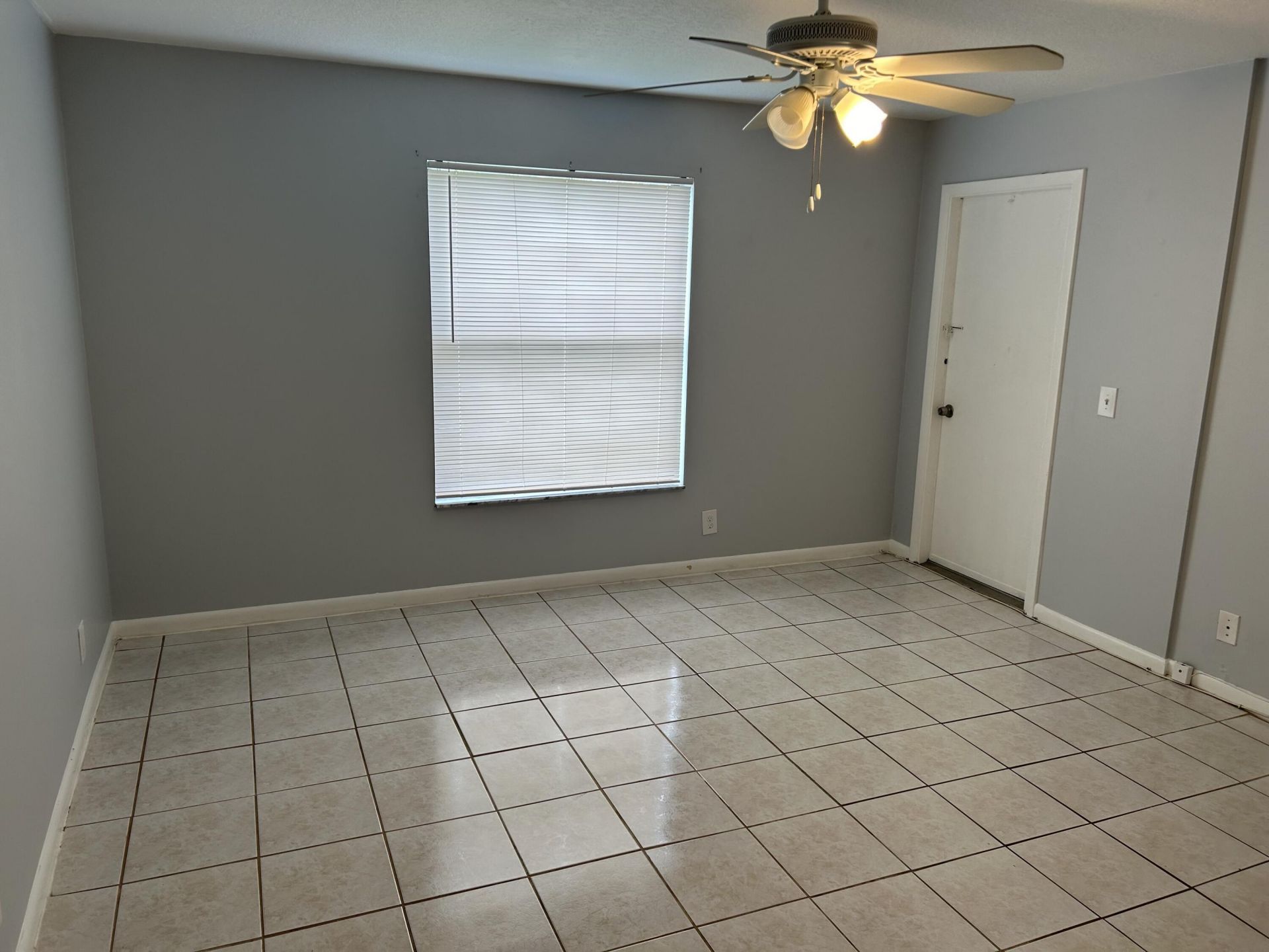 890 N Federal Highway, Unit 102, Lantana, FL 33462 Photo