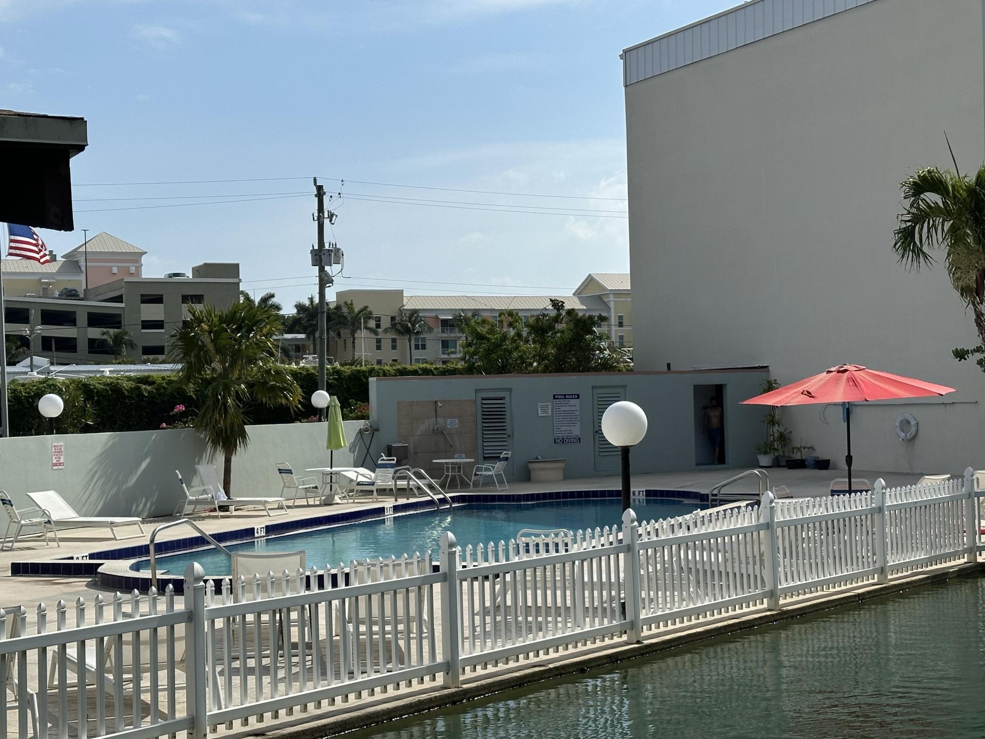 890 N Federal Highway, Unit 102, Lantana, FL 33462 Photo