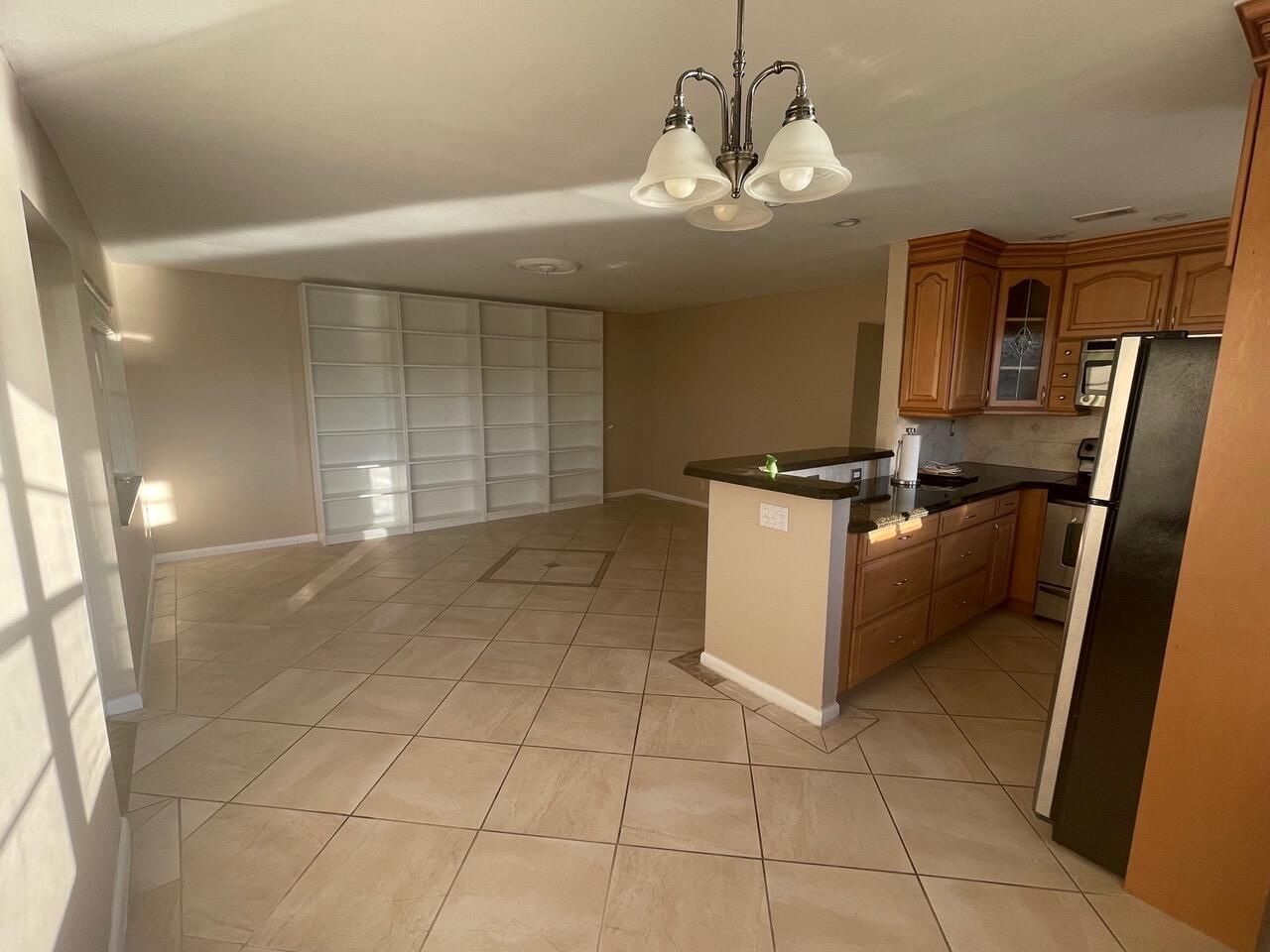 13 Chatham A, West Palm Beach, FL 33417 Photo