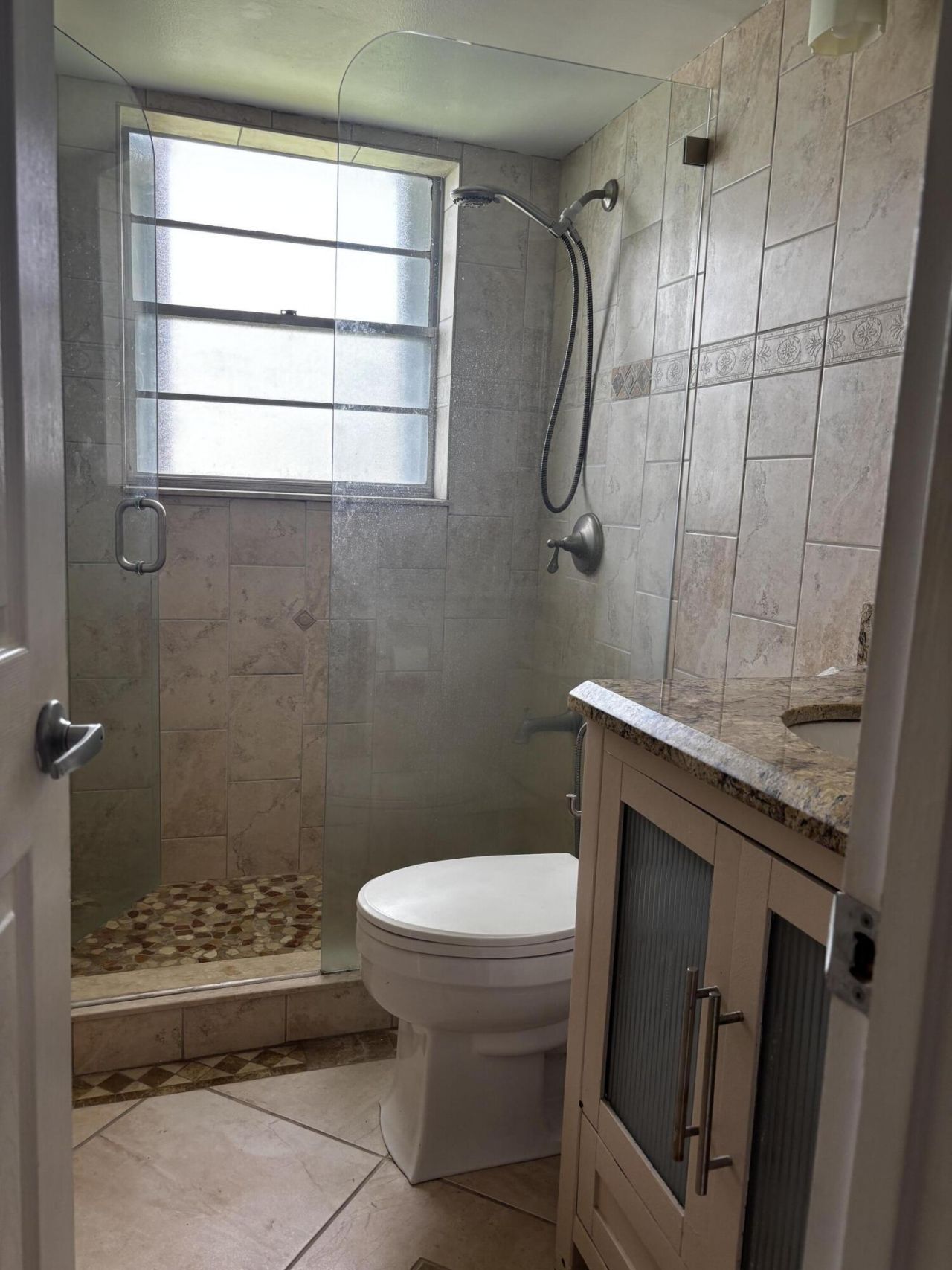 13 Chatham A, West Palm Beach, FL 33417 Photo