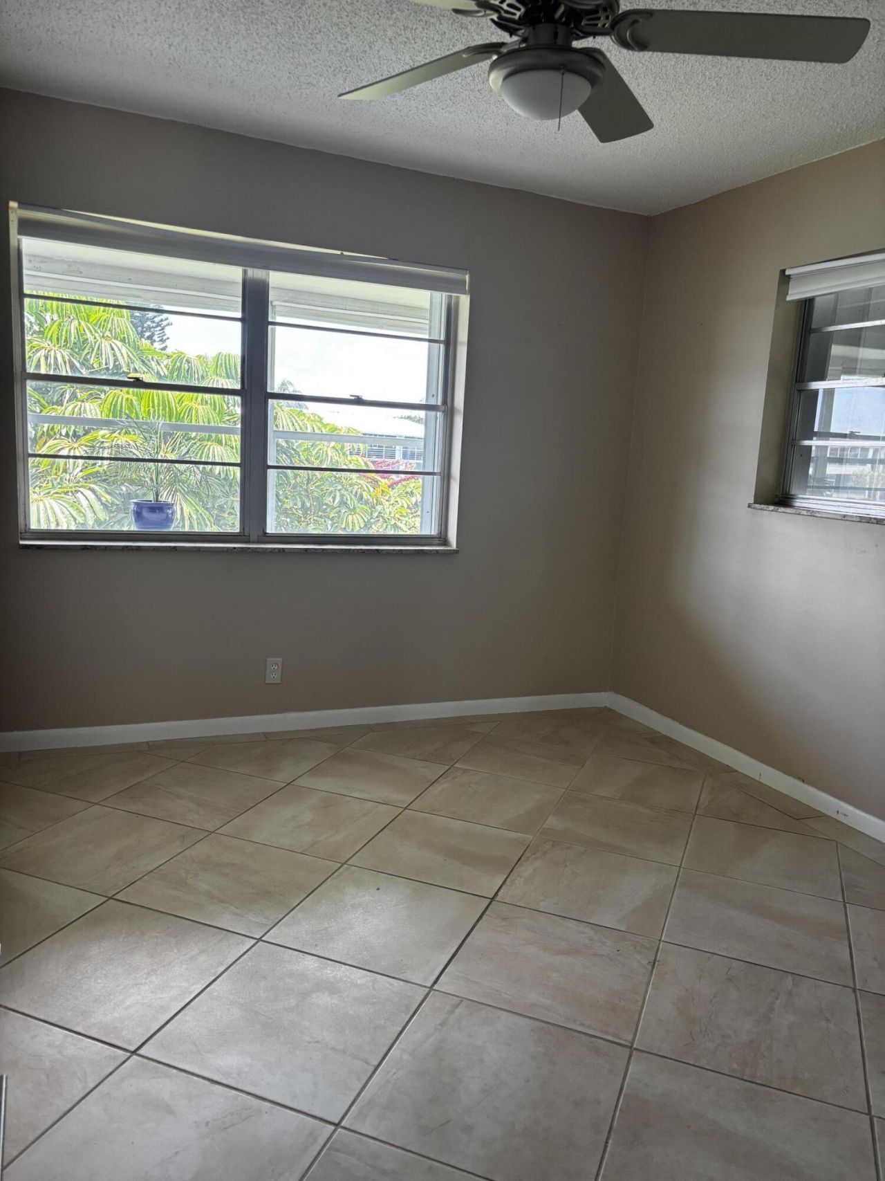 13 Chatham A, West Palm Beach, FL 33417 Photo