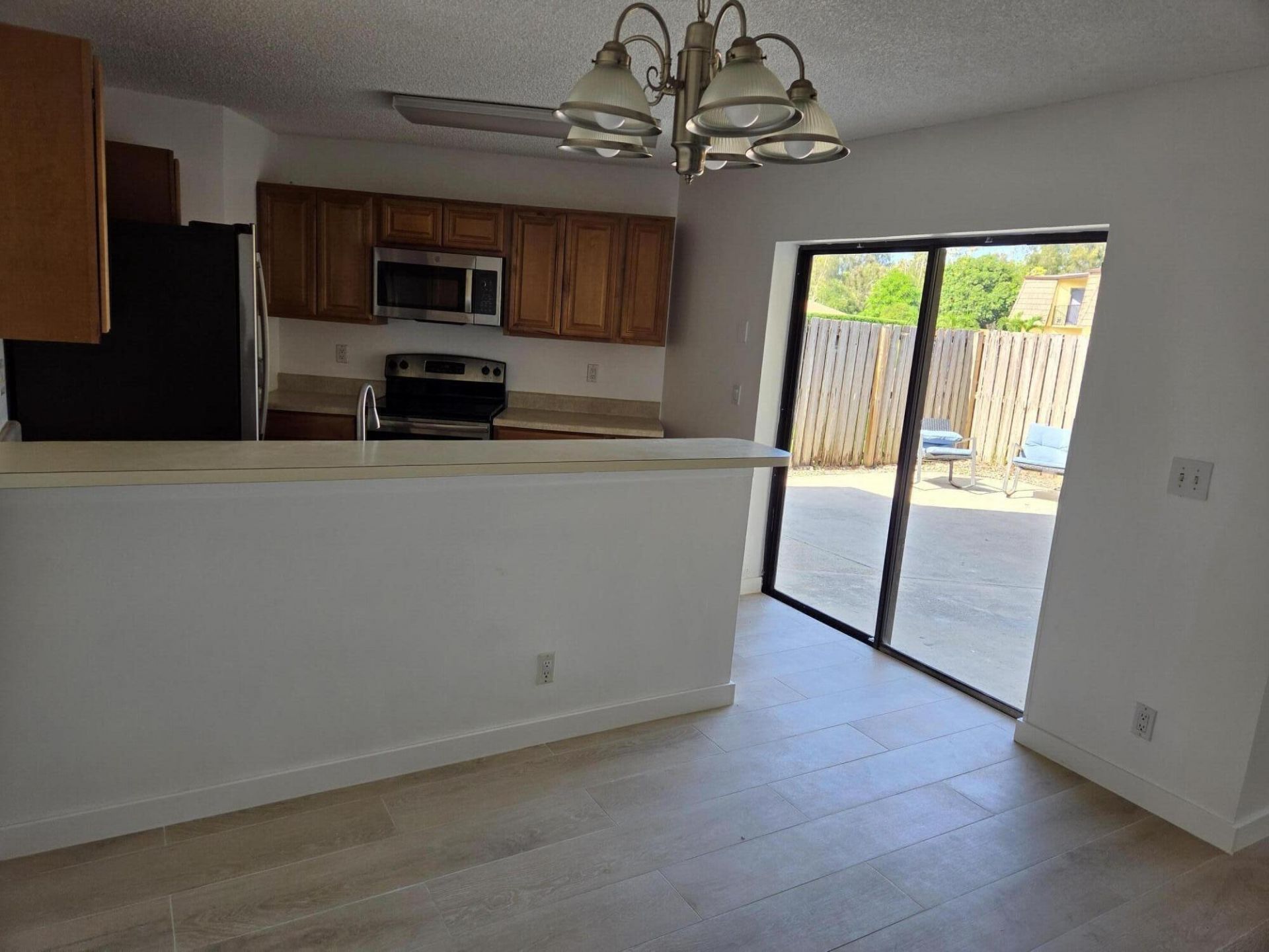 22 Springdale Circle, Palm Springs, FL 33461 Photo