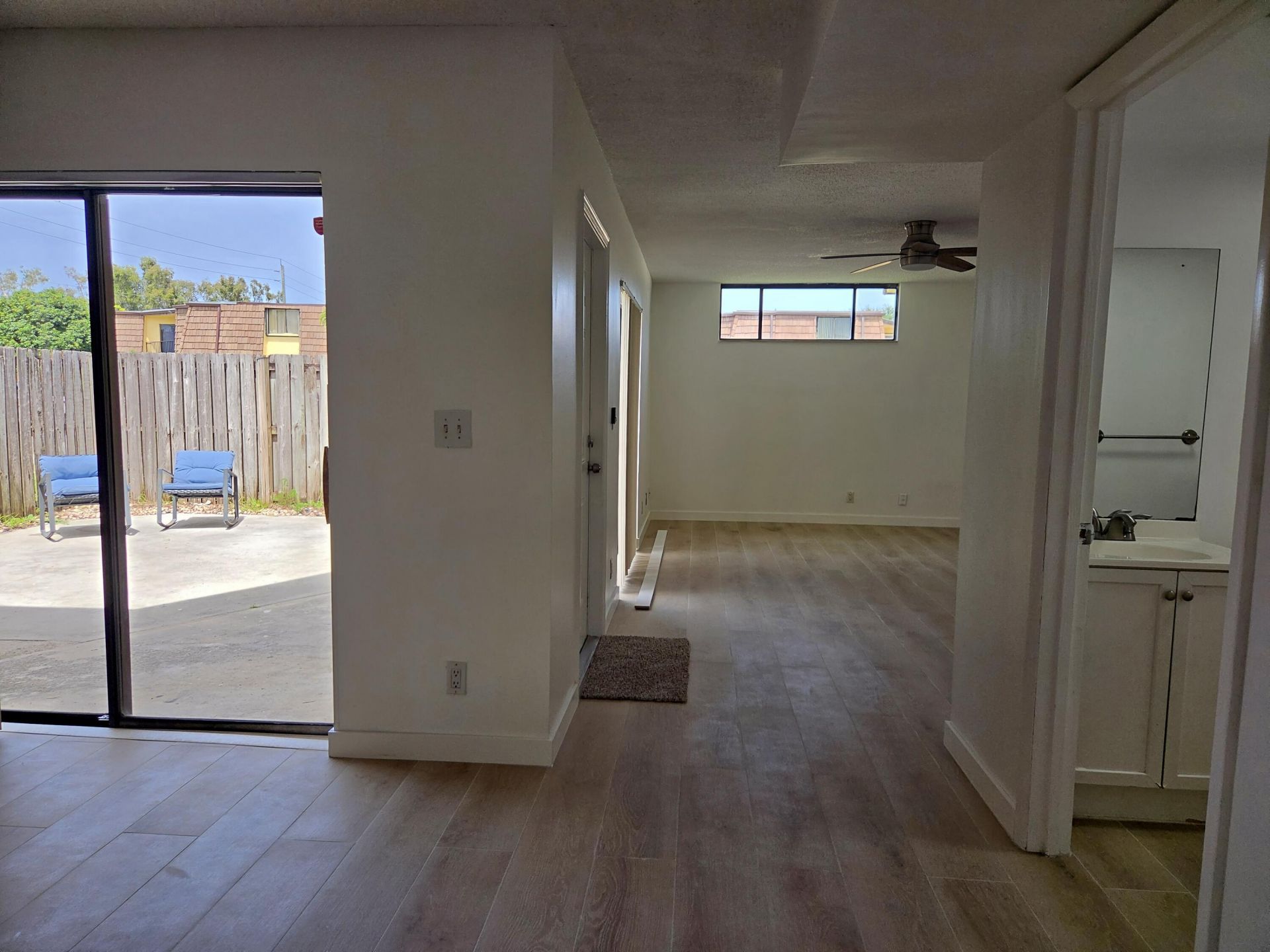 22 Springdale Circle, Palm Springs, FL 33461 Photo
