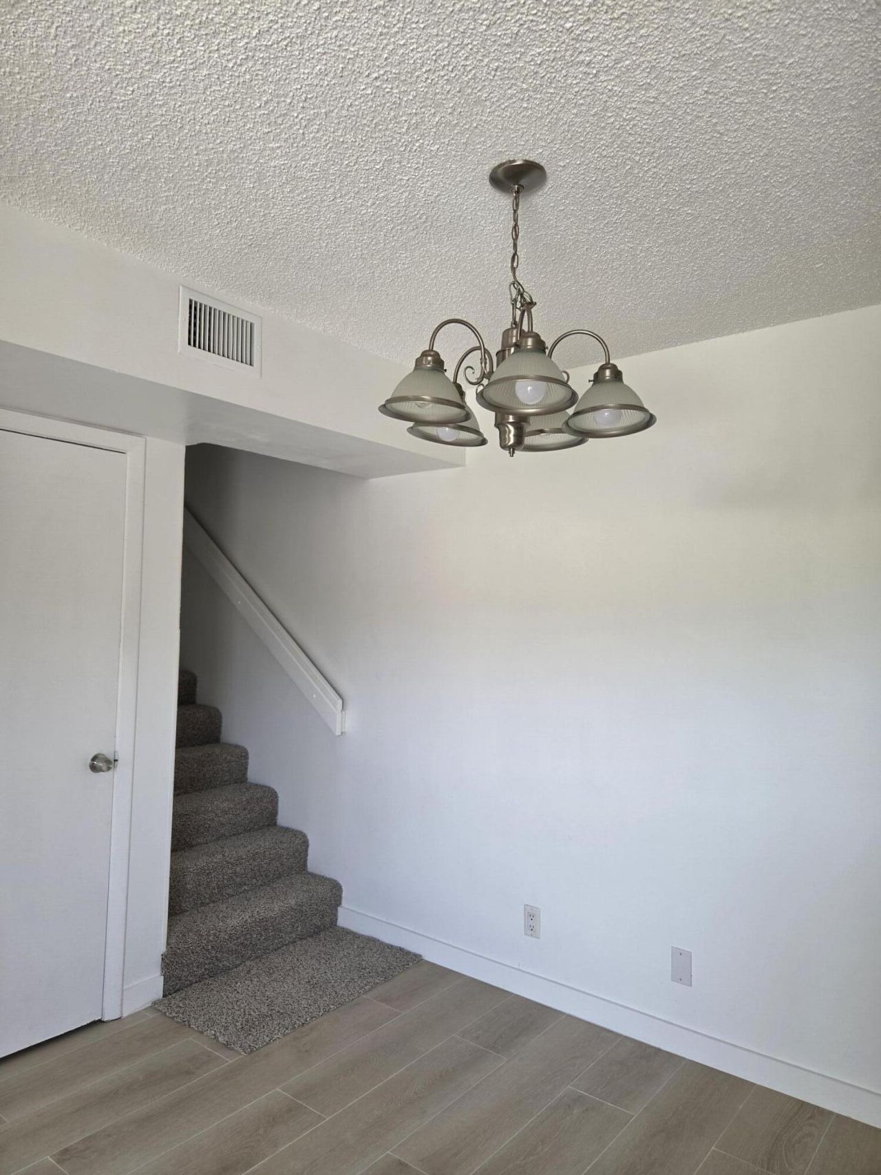 22 Springdale Circle, Palm Springs, FL 33461 Photo