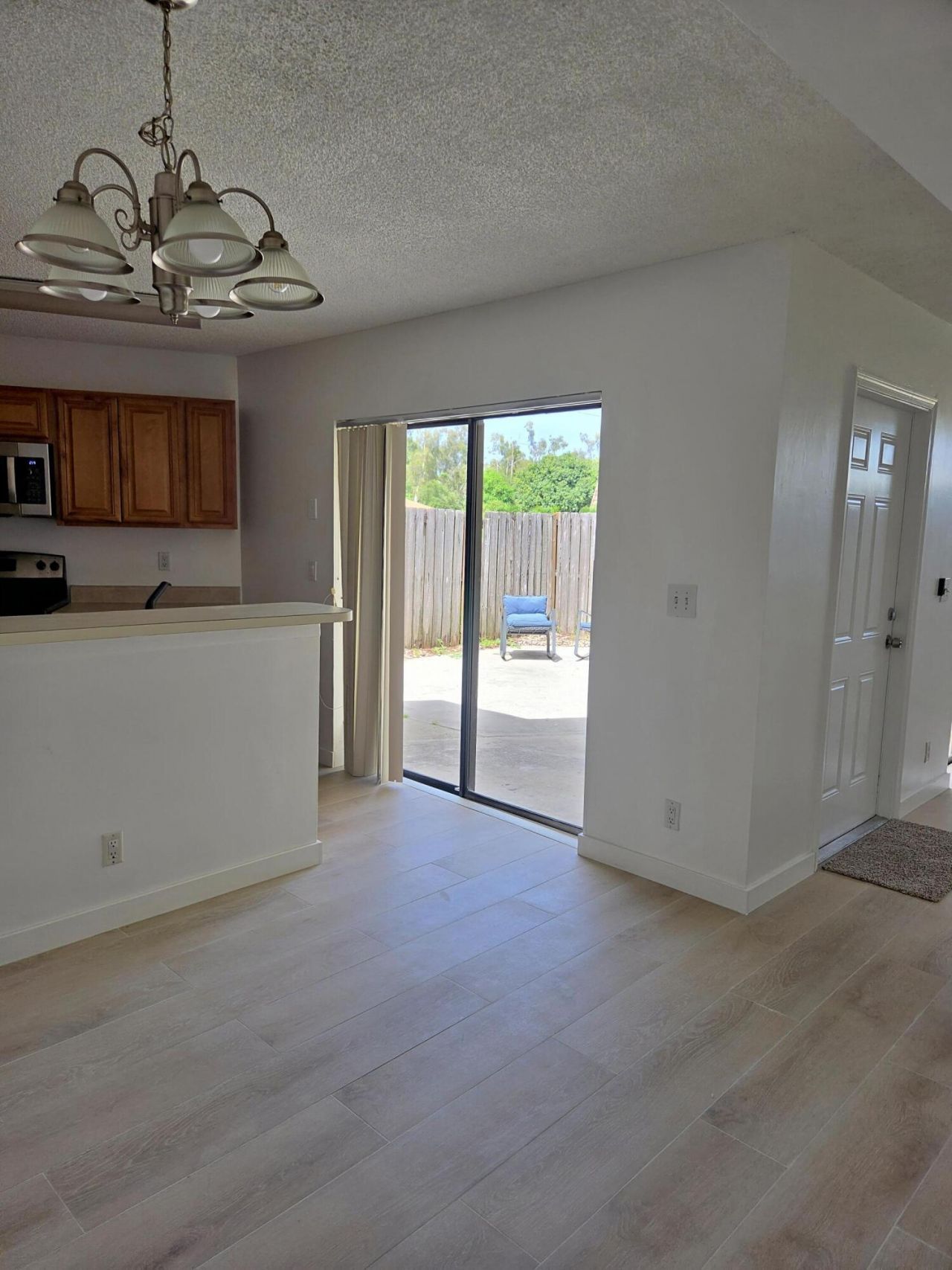 22 Springdale Circle, Palm Springs, FL 33461 Photo
