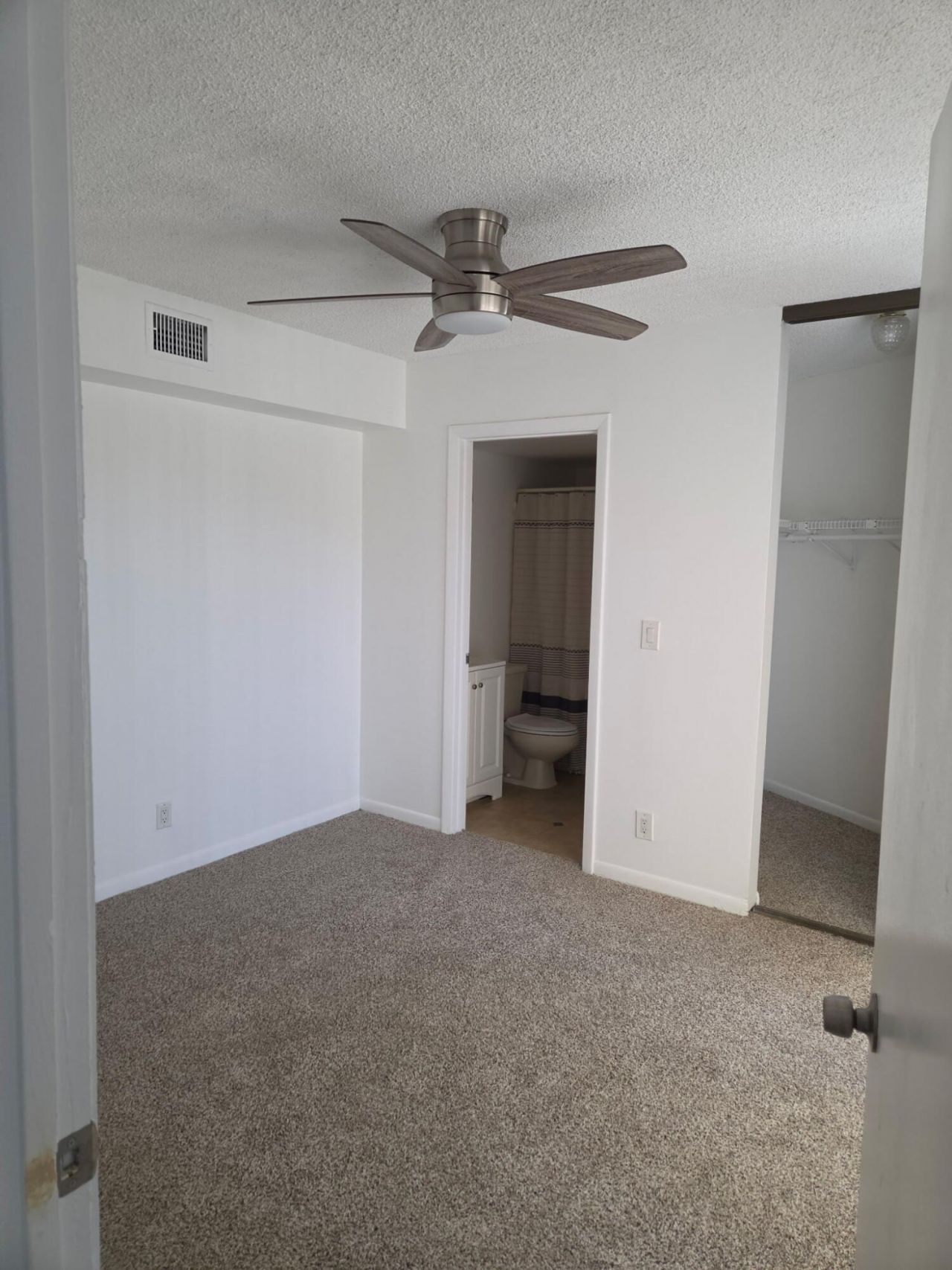 22 Springdale Circle, Palm Springs, FL 33461 Photo