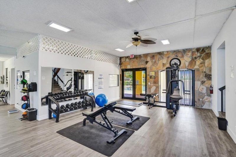22 Springdale Circle, Palm Springs, FL 33461 Photo