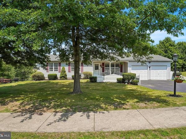 52 CASTLEWOOD DRIVE, CHALFONT, PA 18914