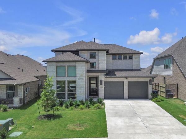 113 Lenera DR, Liberty Hill, TX 78642