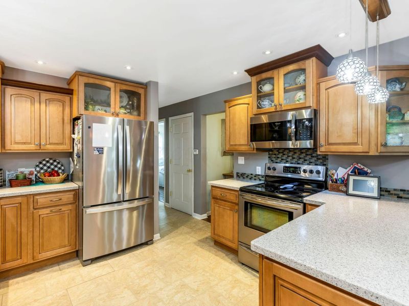 892 Fieldson Drive , Heath, OH 43056 Photo 10
