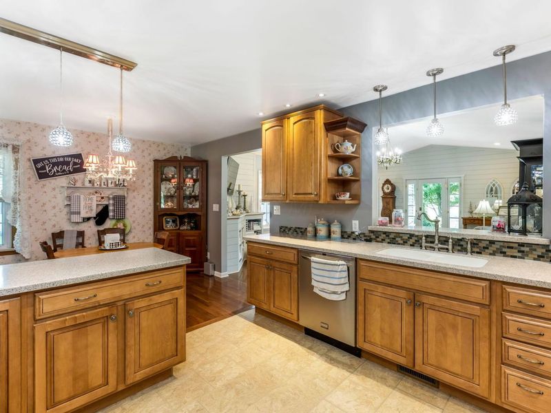 892 Fieldson Drive , Heath, OH 43056 Photo 16