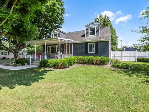 892 Fieldson Drive , Heath, OH 43056