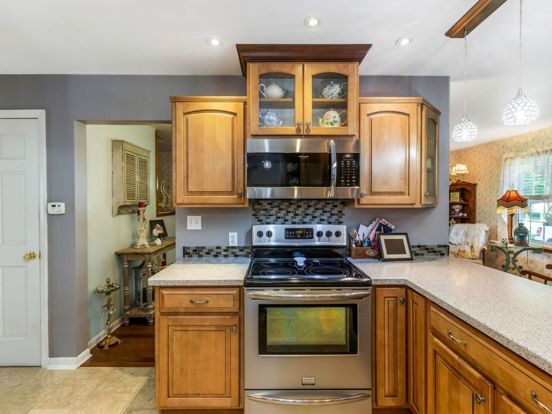 892 Fieldson Drive , Heath, OH 43056 Photo 8