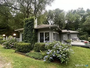 61 Bear Hill, New Milford, CT 06776