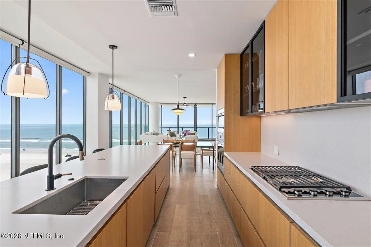 50 14th Avenue S, Unit 701, Jacksonville Beach, FL 32250 Photo