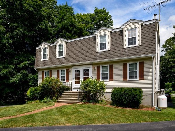 4 Crestwood Dr, Unit 4, Northborough, MA 01532