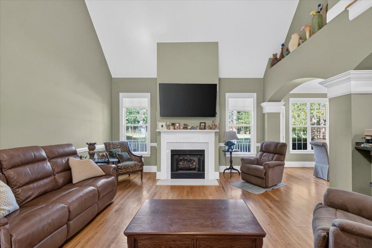 8843 E Fairway Woods Drive Photo 13