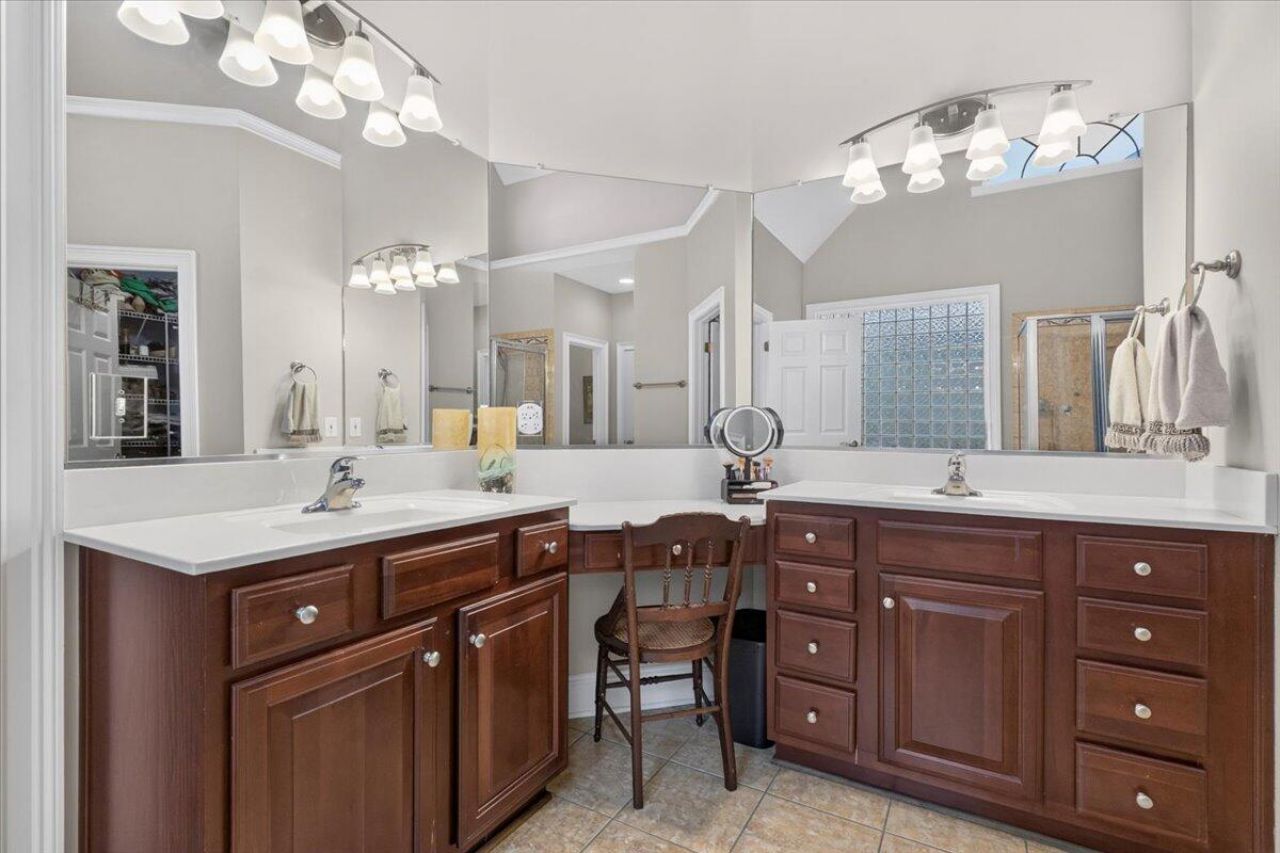 8843 E Fairway Woods Drive Photo 37
