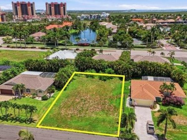 1728 SW 54th LN, CAPE CORAL, FL 33914