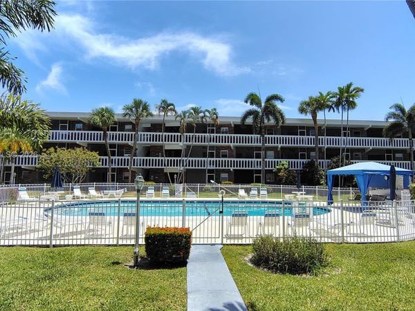 201 NE 14th Ave , Unit 5C, Hallandale Beach, FL 33009