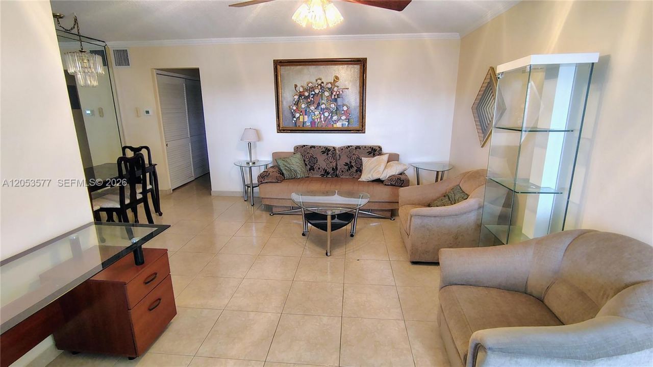 201 NE 14th Ave , Unit 5C, Hallandale Beach, FL 33009 Photo