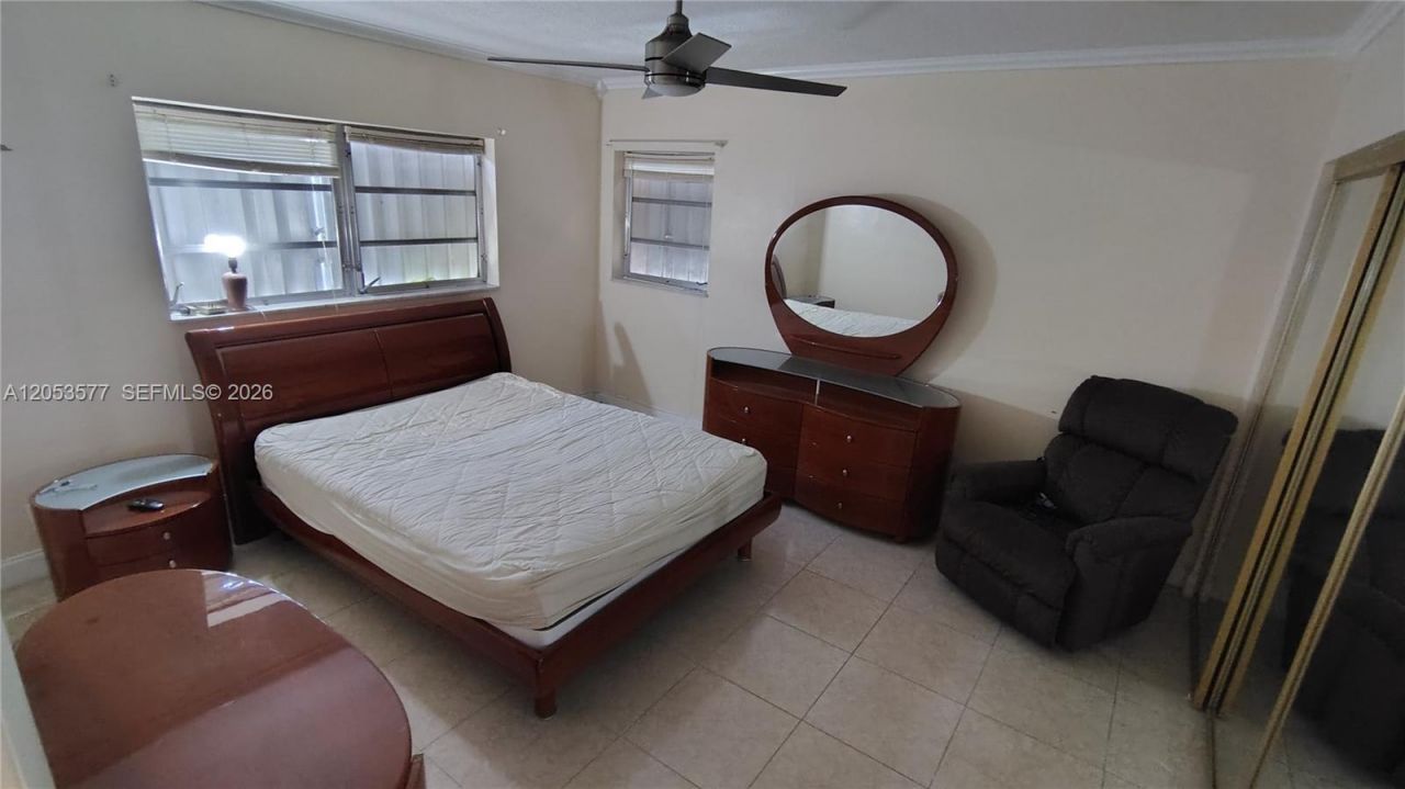 201 NE 14th Ave , Unit 5C, Hallandale Beach, FL 33009 Photo