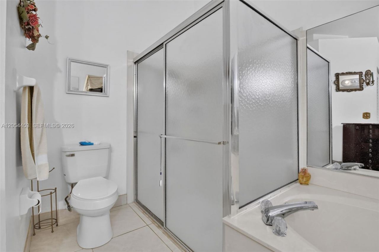 709 NW 177th Ave , Pembroke Pines, FL 33029 Photo