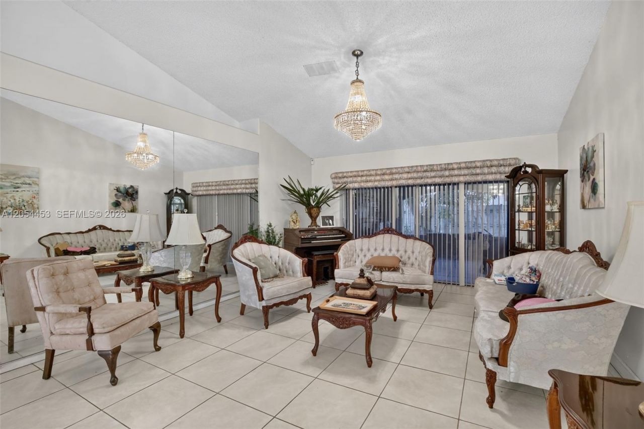 709 NW 177th Ave , Pembroke Pines, FL 33029 Photo