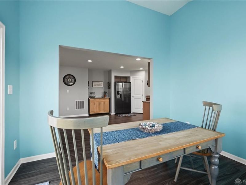2212 Blazing Star Drive, Tipp City, OH 45371 Photo 16