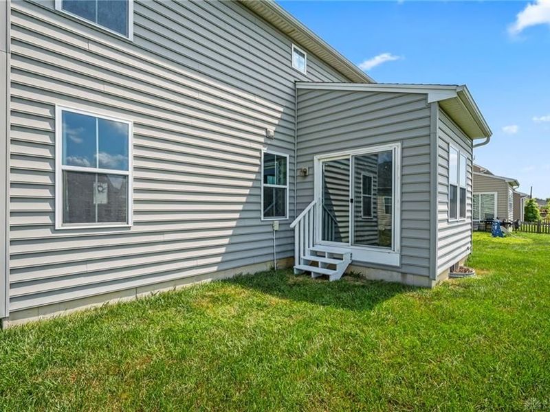 2212 Blazing Star Drive, Tipp City, OH 45371 Photo 42