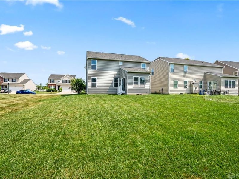 2212 Blazing Star Drive, Tipp City, OH 45371 Photo 44