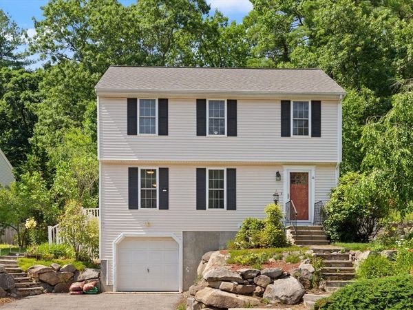 16 Stoneview Dr, Westford, MA 01886