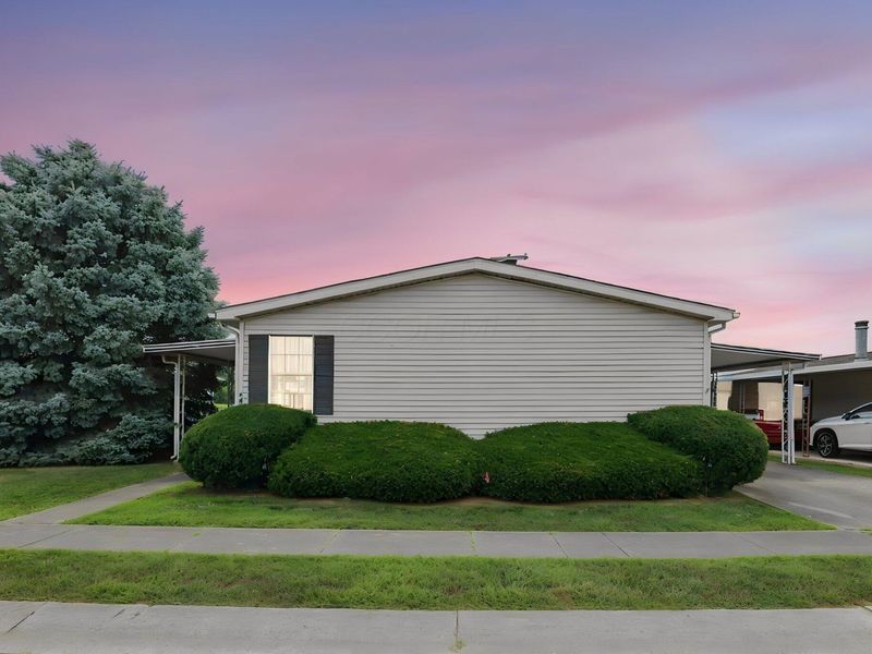 4489 Nevada Drive W, Columbus, OH 43207 Photo 3
