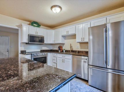 515 Hilltop Dr, Auburn, CA 95603 Photo
