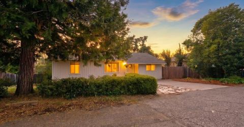 515 Hilltop Dr, Auburn, CA 95603 Photo