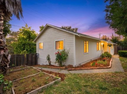 515 Hilltop Dr, Auburn, CA 95603 Photo