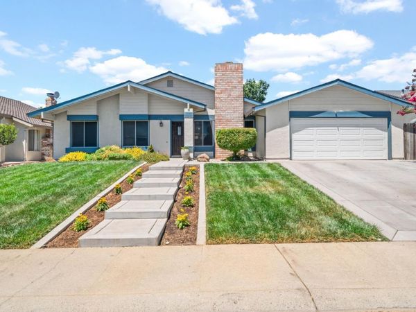 9033 Park Meadows Dr, Elk Grove, CA 95624