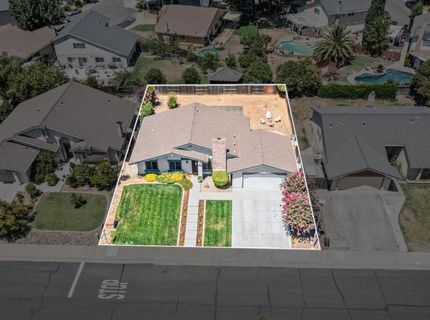 9033 Park Meadows Dr, Elk Grove, CA 95624 Photo