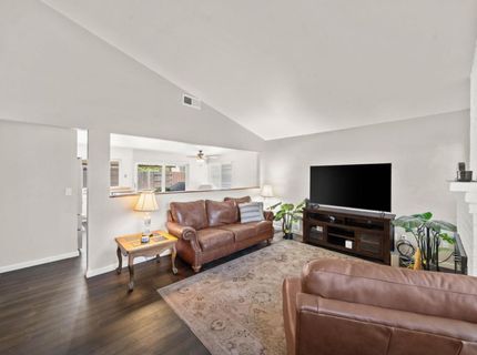 9033 Park Meadows Dr, Elk Grove, CA 95624 Photo