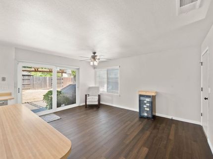 9033 Park Meadows Dr, Elk Grove, CA 95624 Photo