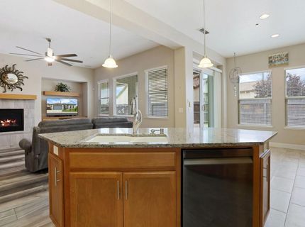 986 Harvest Mill Dr, Manteca, CA 95336 Photo