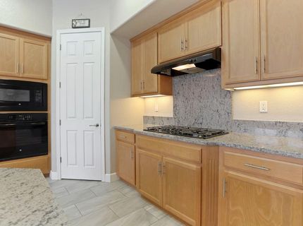 986 Harvest Mill Dr, Manteca, CA 95336 Photo